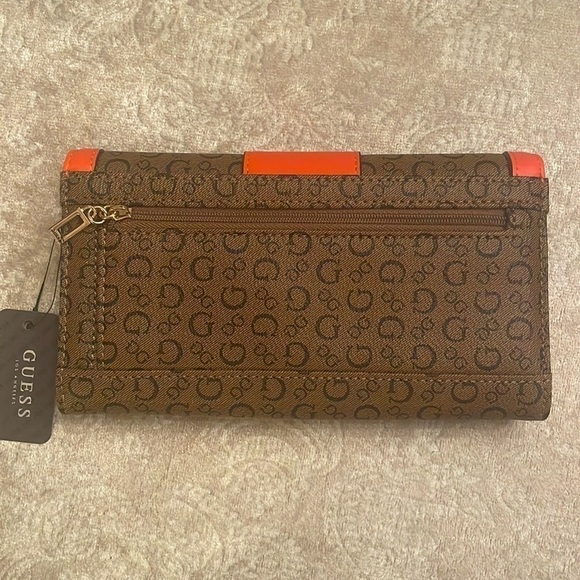 Brand New Guess Brown w/ Orange Detail & Gold Tone Accents Trifold Snap Wallet - Picture 5 of 16